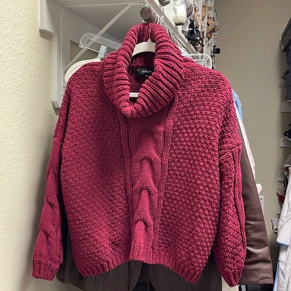 BURGUNDY COWL NECK SWEATER SZ S - Picture 1 of 4